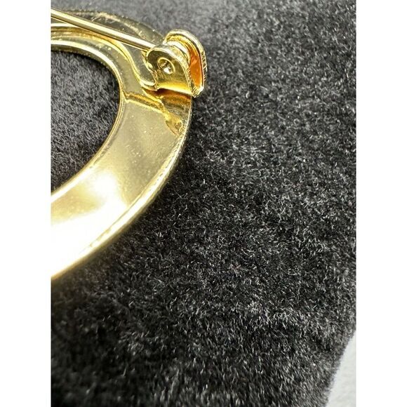 Vintage Jewelry Gold‎ Tone Faux Pearl Open Circle Textured Minimalist Pin Brooch - Picture 4 of 6